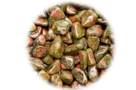 Canto rodado pequeño Unakita